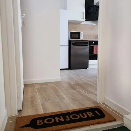 Cocon Entre Cite Et Bastide*clim *wifi * Smart Tv 아파트